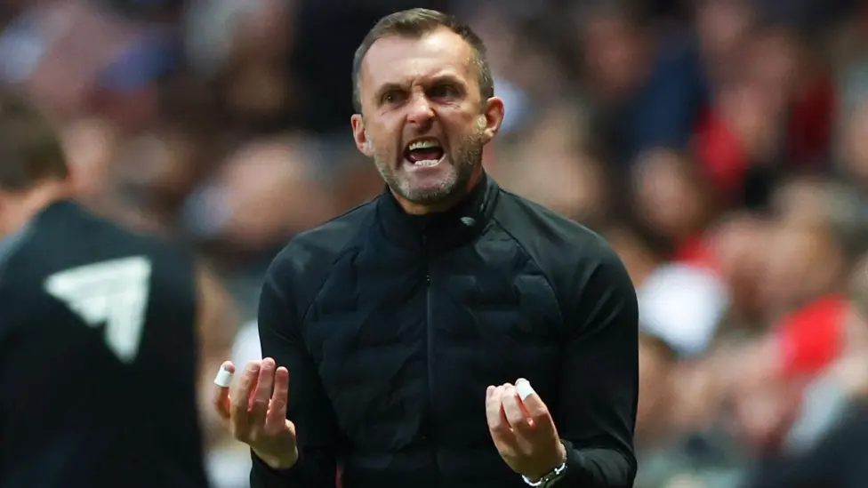Jones ’emotional’ after leading Charlton to Wembley